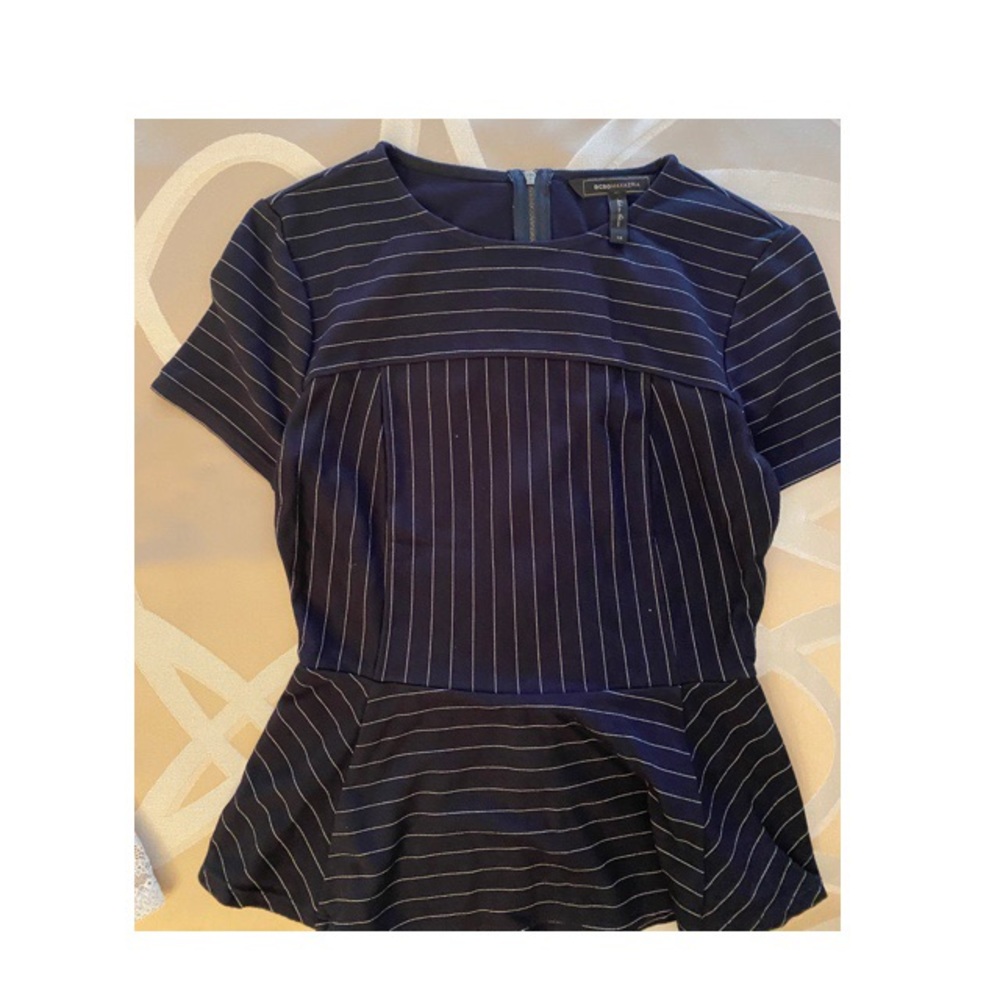 Bcbg navy blue top fitted